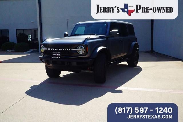 2024 Ford Bronco Wildtrak in Charcoal — front three-quarter view