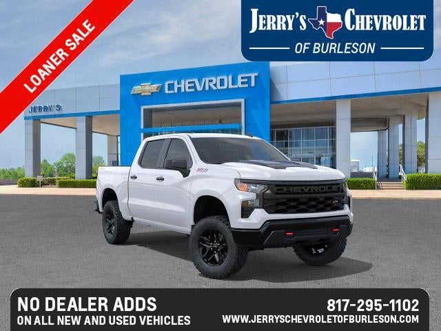2026 Chevrolet Silverado 1500 Custom Trail Boss in Summit White — front three-quarter view