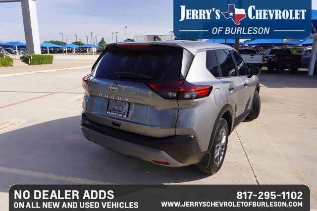2023 Nissan Rogue — detail view
